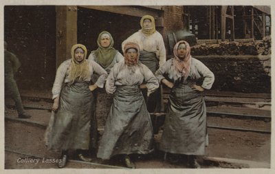 煤矿女工（彩色照片） 作者 英国摄影师