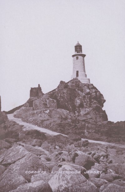 Corbiere Lighthouse Jersey (b/w photo) 作者 英国摄影师