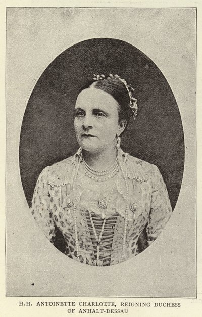HH Antoinette Charlotte，Anhalt-Dessau的统治公爵夫人 作者 英国摄影师