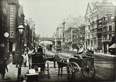 Holborn高架桥，Farringdon街，向北看，伦敦金融城，1890年 作者 英国摄影师