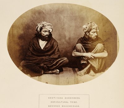Hootiyana Dhoondees，农业部落，Soonnee Mahomedans，Mooltan，来自印度人民，由J. Forbes Watson出版，1868年出版（蛋白印刷） 作者 英国摄影师
