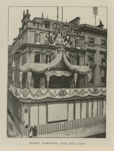 Messrs Hamptons饰有灯饰和装饰 作者 英国摄影师