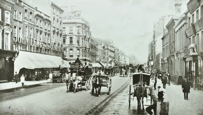 约翰路易斯，牛津街，威斯敏斯特LB：1890年牛津广场向东看 作者 英国摄影师