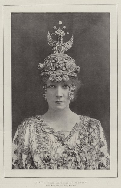 莎拉伯恩哈特夫人为西奥多拉 作者 English Photographer