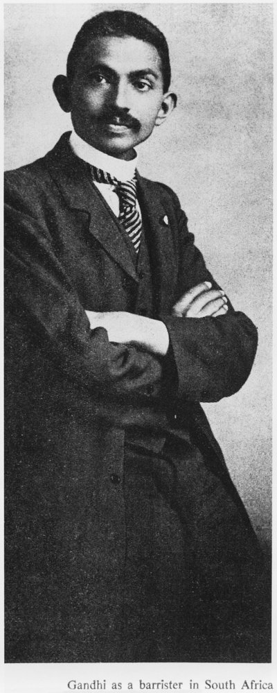 圣雄甘地（1869-1948）在南非担任大律师，1900年 作者 英国摄影师