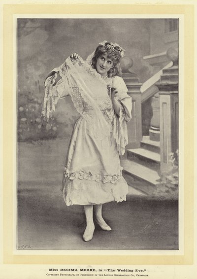 Decima Moore小姐，在结婚前夜 作者 English Photographer