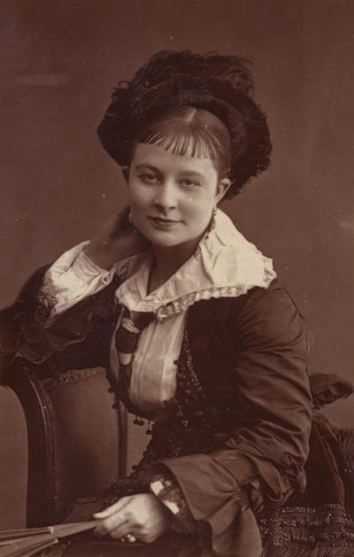 Nellie Power 作者 英国摄影师