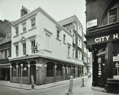 旧咖啡馆，49 Beak Street，1976 作者 英国摄影师