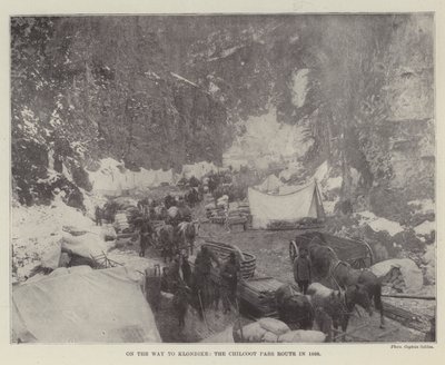 在前往克朗代克的路上，1898年的Chilcoot Pass Route 作者 英国摄影师