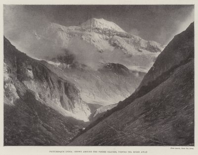 风景如画的印度，在Pindri冰川周围的雪，看到十英里远 作者 英国摄影师