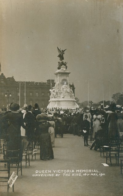 维多利亚女王纪念碑，由国王揭幕，1911年5月16日 作者 英国摄影师
