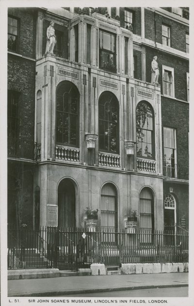 约翰索恩斯爵士博物馆，Lincolns Inn Fields，伦敦 作者 英国摄影师