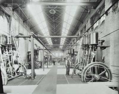 Southern Outfall Sewer，Crossness：发动机室内部，1894年 作者 英国摄影师