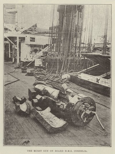 HMS Cordelia上的爆枪 作者 英国摄影师