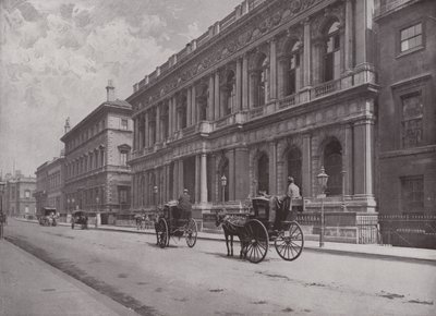 Pall Mall的Carlton and Reform Clubs 作者 英国摄影师