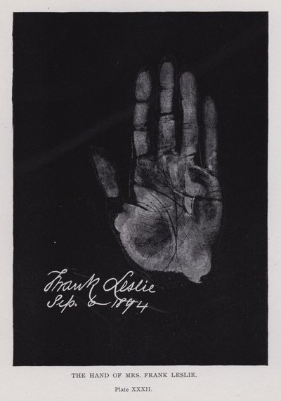 The hand of Mrs Frank Leslie (b/w photo) 作者 英国摄影师