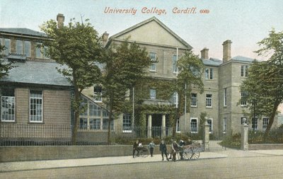 卡迪夫大学学院（彩色照片 作者 英国摄影师