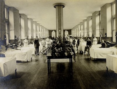伦敦圣托马斯医院的维多利亚病房，1900年 作者 英国摄影师