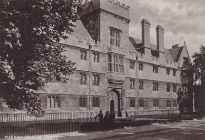 沃德姆学院，前线 作者 英国摄影师