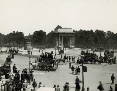 惠灵顿拱门，绿色公园 作者 英国摄影师