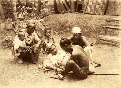 一名掸人被纹身，1890年（棕褐色照片） 作者 英语学校