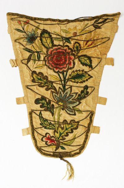 奶油抹胸绣有花朵的彩色和银色镀金线，c.1700-50（丝绸） 作者 英语学校
