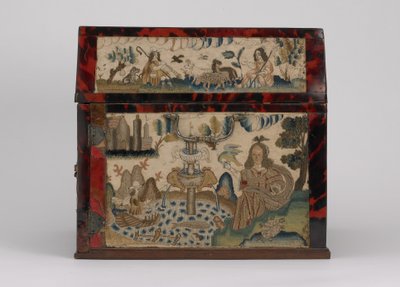 刺绣棺材，约 1660 年（丝绸、帆布、木材、玳瑁色和银质底座） 作者 英语学校