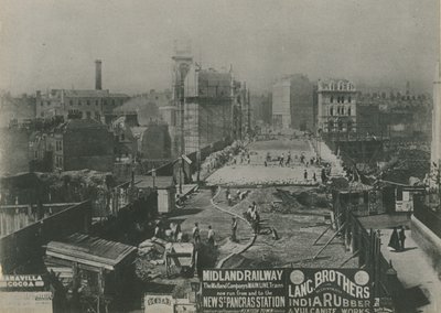 Holborn高架桥于1869年建造 作者 英语学校