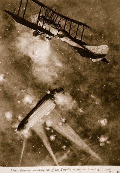 Lieut。 1916年3月31日，1914-19，布兰登攻击齐柏林飞艇的一名袭击者 作者 英语学校