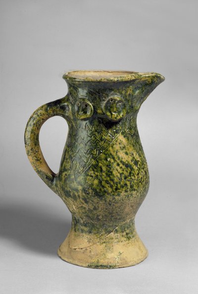 中世纪鹦鹉喙壶，牛津郡（釉面陶器） 作者 英语学校