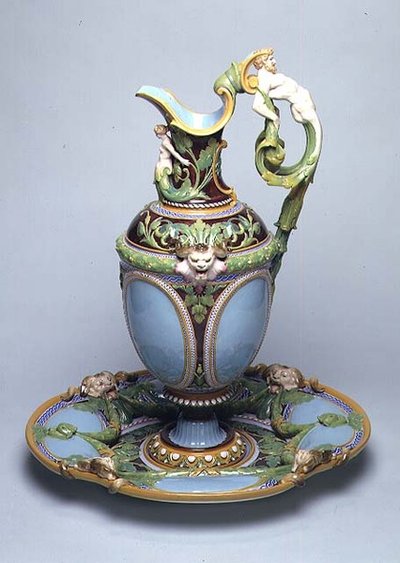 敏顿麦氏陶器和盆子 作者 英语学校