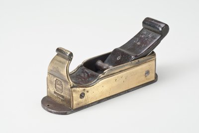 斜切飞机，1739（青铜，钢和红木） 作者 英语学校