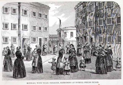 母亲和她们的孩子在Tothill Fields监狱锻炼，摘自亨利-梅休（1812-87）和约翰-宾尼的《伦敦的刑事监狱和监狱生活场景》。 作者 英语学校