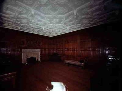 老宫殿的镶板和烟囱，Bromley-by-Bow，c.1605 作者 英语学校
