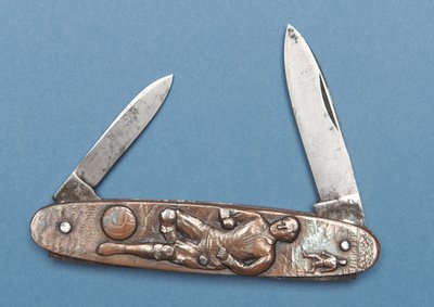 小刀与足球设计（金属） 作者 英语学校