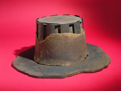 法官约翰布拉德肖的帽子，17世纪（皮革） 作者 英语学校