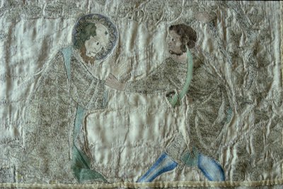 圣人殉难，细节来自尖顶阿斯顿Cope的正面，c.1340s（银色镀金线和浅黄色丝绸斜纹织物上的彩色丝绸） 作者 英语学校