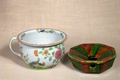 两室锅（陶瓷） 作者 英语学校