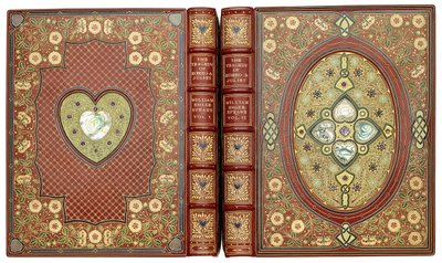 上下盖套，带有心形和花朵图案，约1920年 作者 英语学校