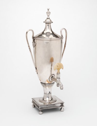 Urn，c.1790（谢菲尔德板和骨） 作者 英语学校