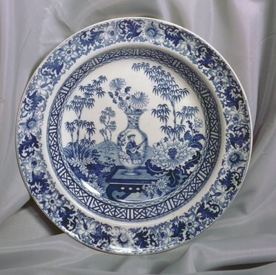 Wedgwood Blue 印版，中国花瓶图案，c.1810（陶瓷） 作者 英语学校