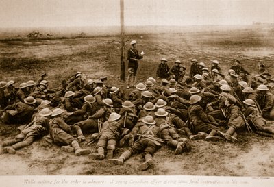 在等待命令推进时，1914-19 作者 英语学校