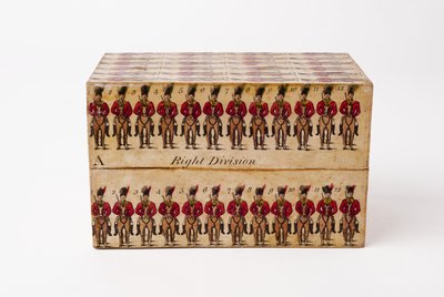 Wooden drill box 作者 英语学校