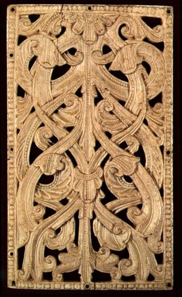 英语Bone Pierced Relief，c.1125-50：以前绑定的印刷圣经，1552年 作者 英语学校英语学校