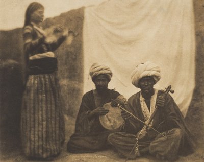 埃及音乐家拉瓦比和阿尔梅，1852年2月20日。 作者 欧内斯特·贝内克