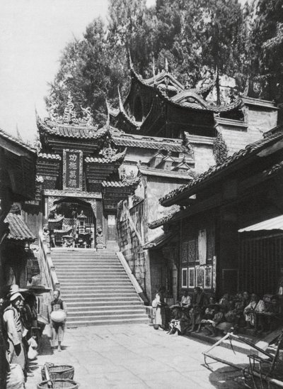 四川宽县奥郎庙，奥郎庙入口（黑白照片） 作者 恩斯特·波尔施曼