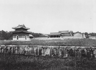 池里西陵，一座墓庙（黑白照片） 作者 恩斯特·波尔施曼