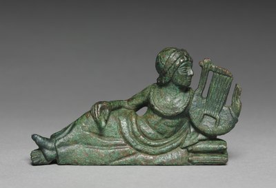 倾斜的里尔演奏者的船只装饰品，意大利，约公元前400-375年 作者 伊特鲁里亚语