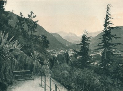 意大利南蒂罗尔，博尔扎诺镇的景色，1927年 作者 尤金·波普尔