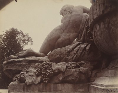 1923 年，圣克卢（照片） 作者 欧仁·阿格特